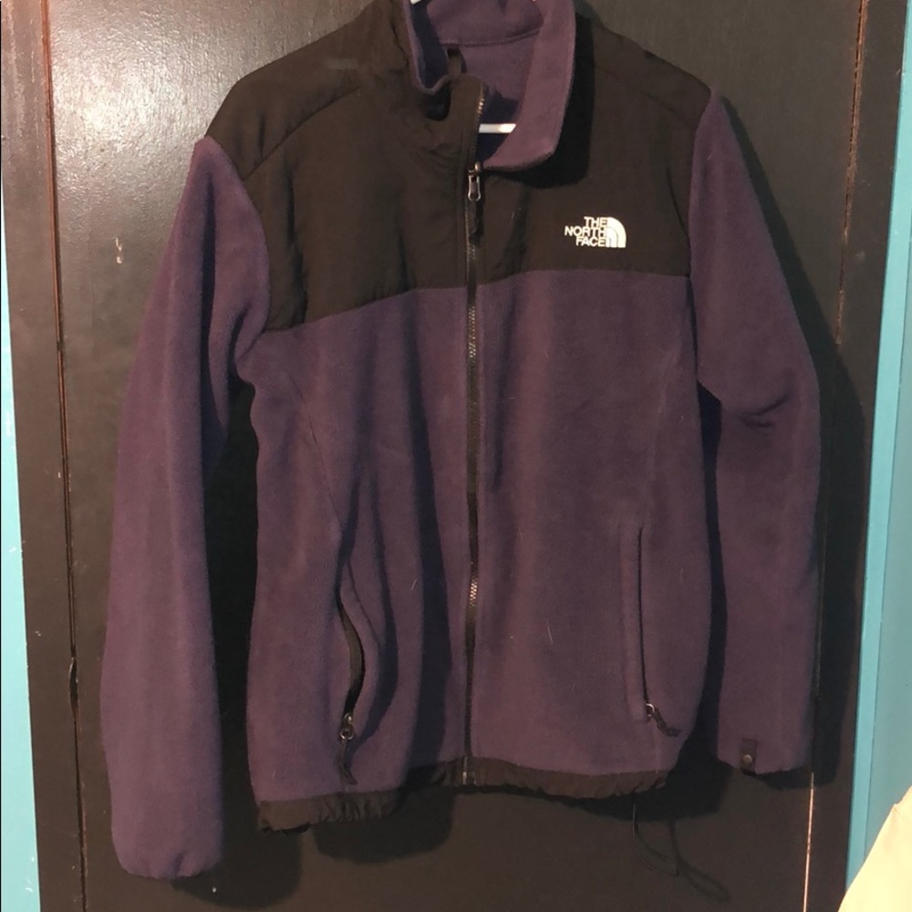 Women’s North face zip up jacket
